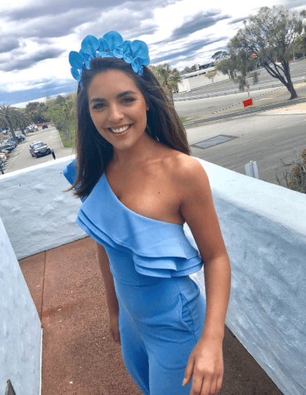 SS16 - Olympia Valance - Melbourne Cup November 2016